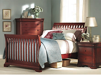 Munire' "Savoy" in Classic Cherry