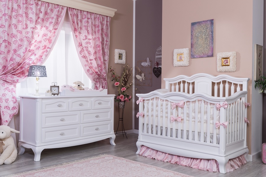 Romina ~ Cleopatra • Crib & Dresser in White