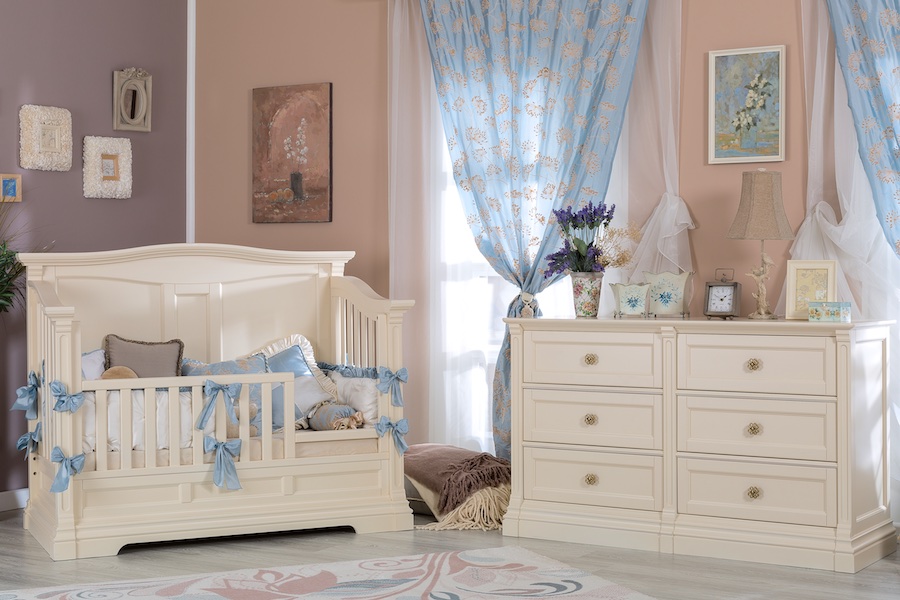 Romina Imperio Crib & Dresser in Bianco Satinato
