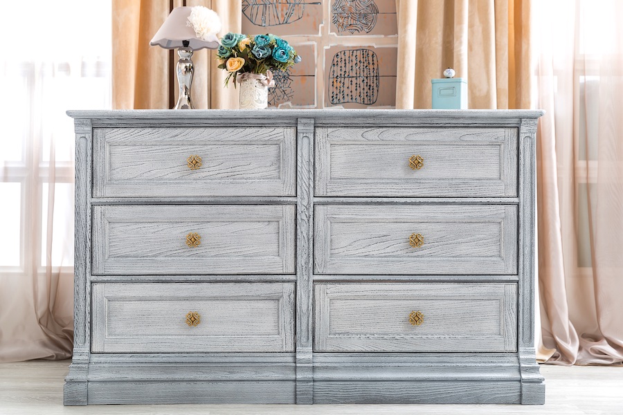 Romina Imperio Dresser in Demin