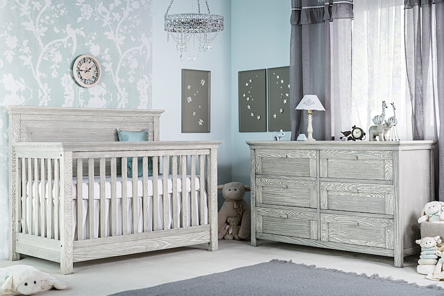 Romina Karisma Crib & Dresser in Smokey Cloud