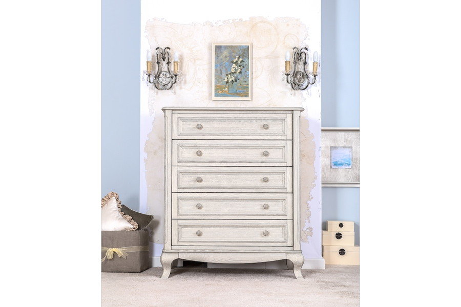 Romina 5 Drawer Dresser in Silver Frost