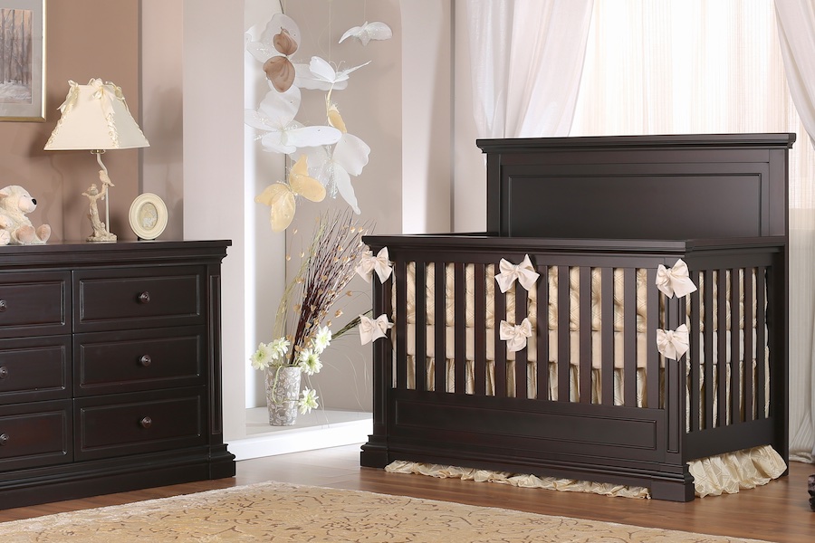 Silva Jackson Crib & Dresser in Cherry