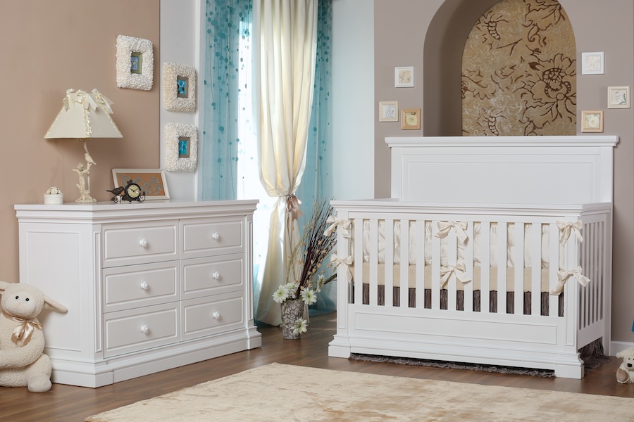 Silva Jackson Crib & Dresser in White